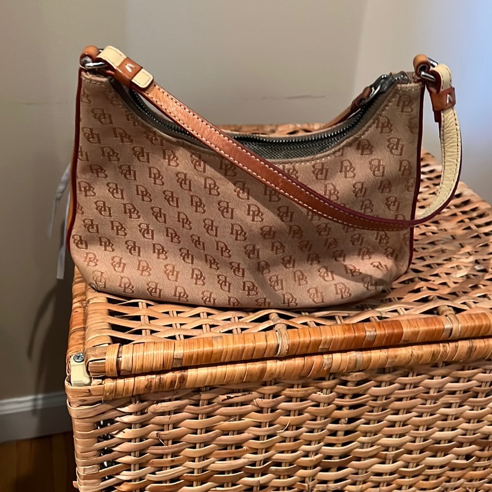 Dooney and bourke